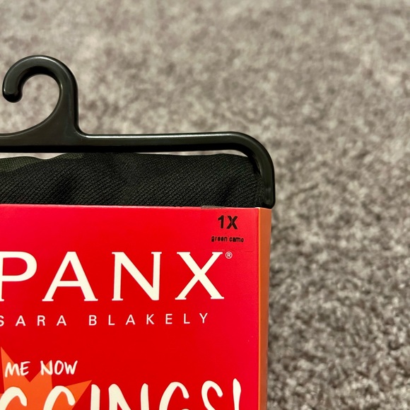 NWT Spanx Leggings - Picture 4 of 4